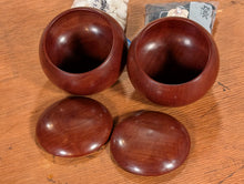 Load image into Gallery viewer, #C516 - Size 28 Go Stones (Slate &amp; Shell) and Go Bowls (Quince by Kaishi) Set