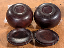 Load image into Gallery viewer, #C517 - Size 28 Go Stones (Slate &amp; Shell) and Go Bowls (Chestnut) Set