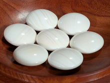 Загрузите изображение в средство просмотра галереи, #C531 - Size 36 Slate and Shell (moon/snow) Go Stones and Go Bowls (heathered Cherry) Set