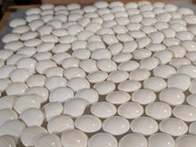 Загрузите изображение в средство просмотра галереи, #C531 - Size 36 Slate and Shell (moon/snow) Go Stones and Go Bowls (heathered Cherry) Set