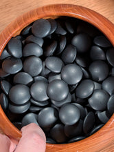 Загрузите изображение в средство просмотра галереи, #C532 - Size 32 Slate and Shell (suwabute) Go Stones and Go Bowls (heathered cherry) Set