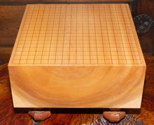 Загрузите изображение в средство просмотра галереи, #J4722399 - 17cm Floor Board - Cho Chikun Autograph - Katsura - Bonus Meijin Fan - Free Airmail Shipping