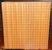 Загрузите изображение в средство просмотра галереи, #J4722399 - 17cm Floor Board - Cho Chikun Autograph - Katsura - Bonus Meijin Fan - Free Airmail Shipping