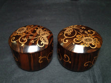 Load image into Gallery viewer, #J1698093 - Luxury Set - Kokutan bowls - Gold Lacquer - Paulownia Box - Free FedEx Shipping