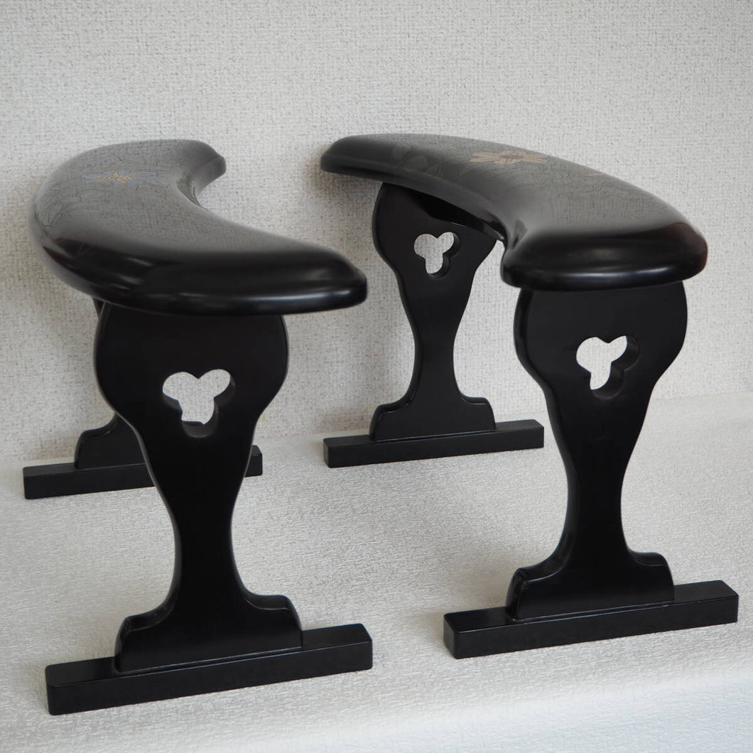 #J2187714 - Lacquered Armrests (2) for playing at a floor board - Black with Floral Design - Accessory