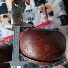 Load image into Gallery viewer, #C219 - Size 28/30 Go Stones (Slate and Shell) and Go Bowls (Chestnut) Set