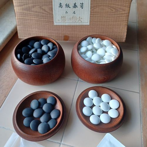 #C239 - Набор из камней Go Stones (стекло) и чаш Go Bowls (пепел) размера 30
