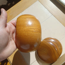 Load image into Gallery viewer, #C264 - Size 33 Slate and Shell Go Stones (Japanese) and Go Bowls (keyaki) Set - Zelkova - Original Box